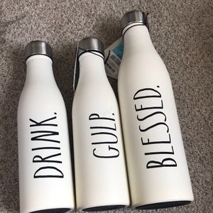 Rae Dunn water bottle set